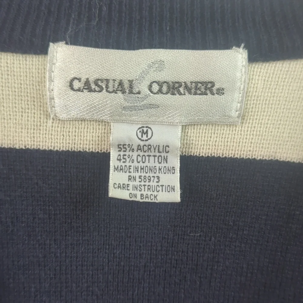 Vintage Casual Corner Navy Blue and Cream Preppy Aztec Women's‎ Cardigan Medium
